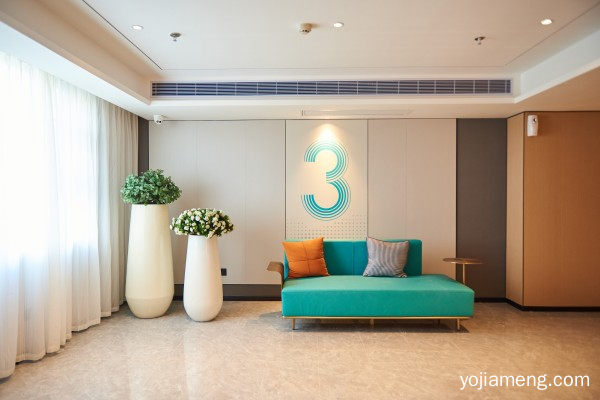 休息区1(1).jpg